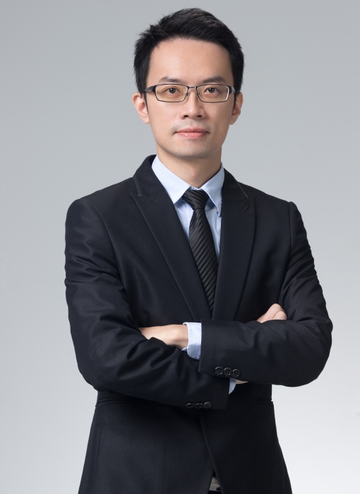 Roger Tsai
